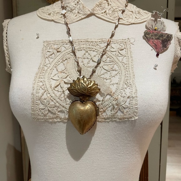 French Reliquary Inspired Sacred Heart Brocante Charlotte antique Limited qty - Picture 7 of 15